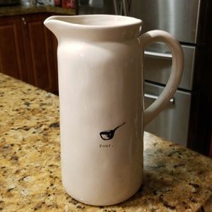 Rae dunn pour pitcher